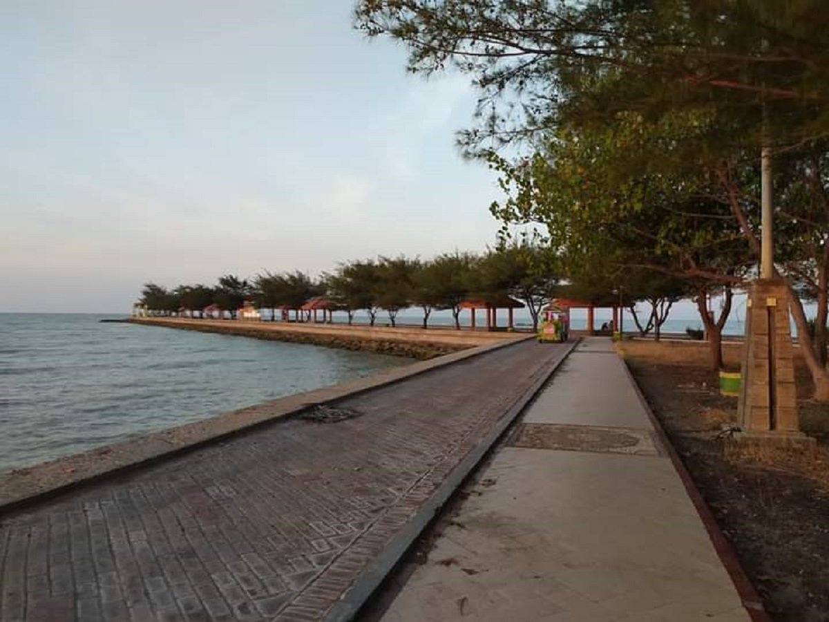 Pantai Tuban